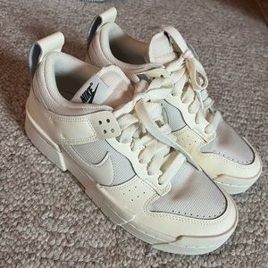 Nike women’s low disrupt coconut milk